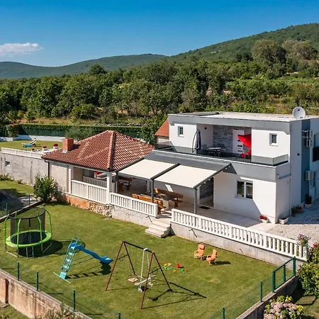 Paradiso * Blato na Cetini