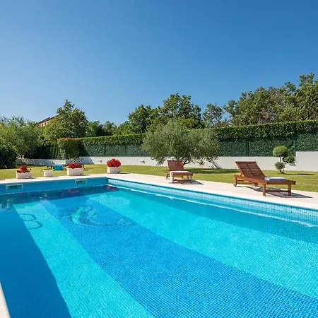 Villa Paradiso *