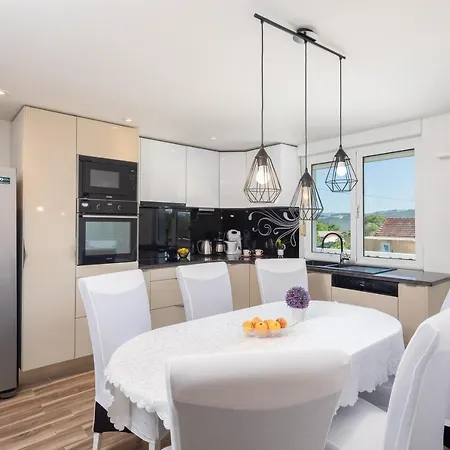 Paradiso Villa Blato na Cetini