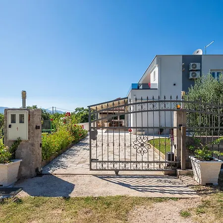 Villa Paradiso Blato na Cetini