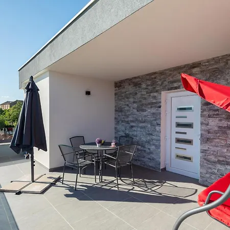 Paradiso Villa