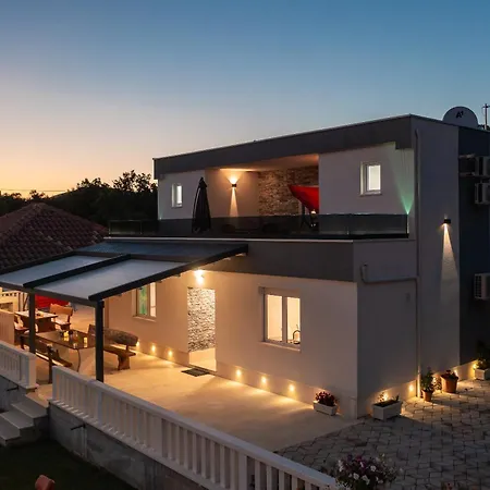 Paradiso Villa Blato na Cetini