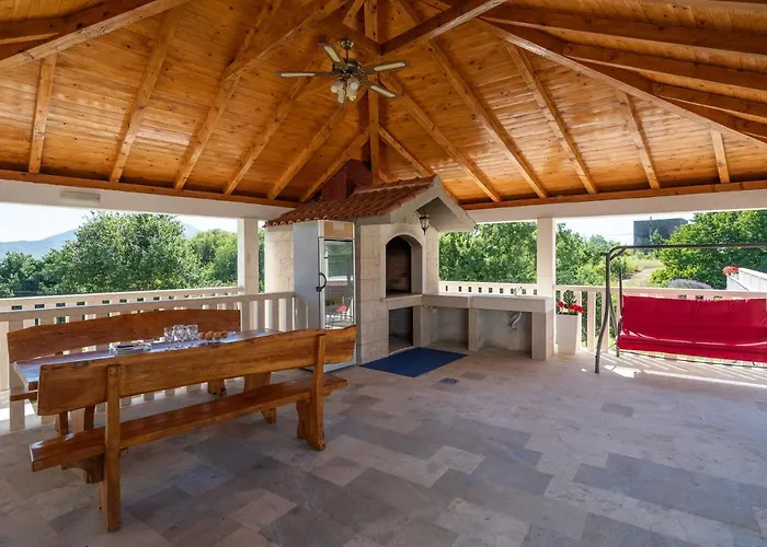 Paradiso * Blato na Cetini